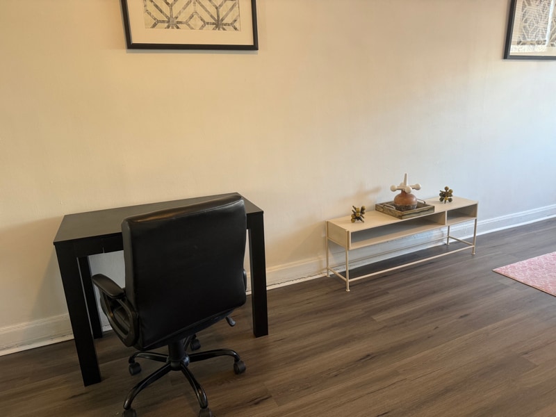 Building Photo - 441 Manor Pl NW