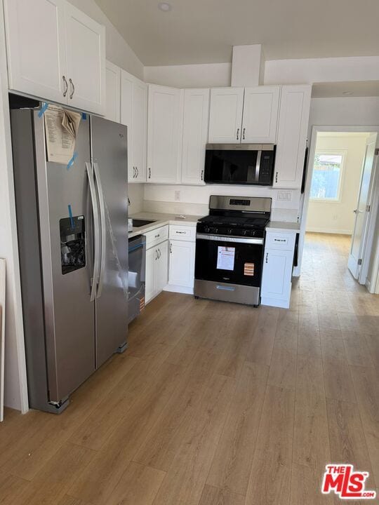 Building Photo - 10802 S Doty Ave