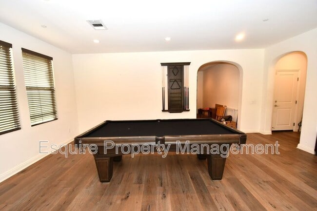 Building Photo - 505 Elm Cottage Ct