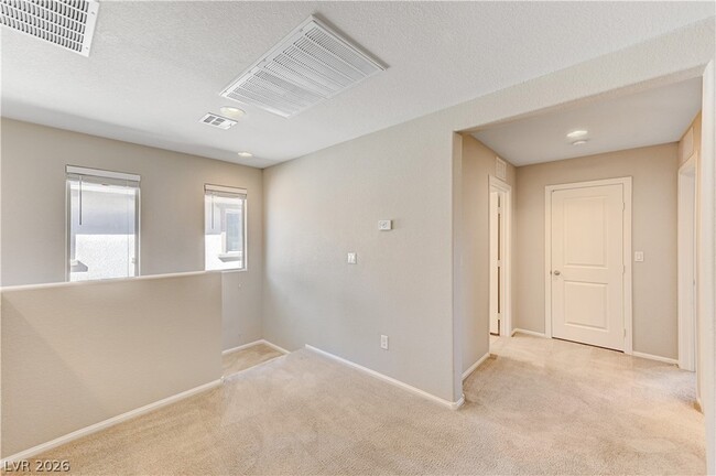 Building Photo - 10679 Country Knoll Way