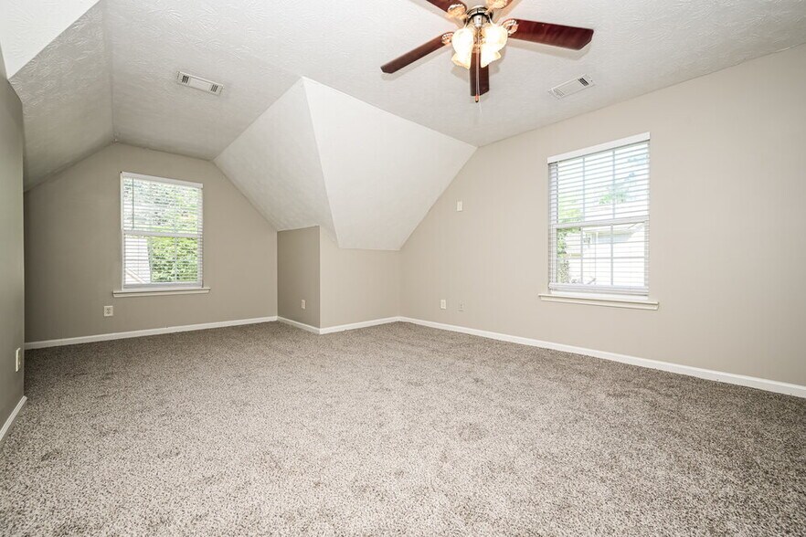 Building Photo - 4107 Shoreside Cir SW