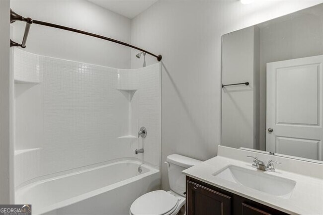 Building Photo - 145 Alexander Ln