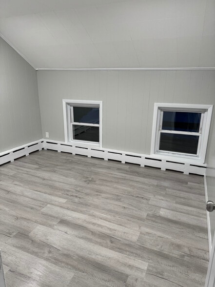 Building Photo - 222 High St