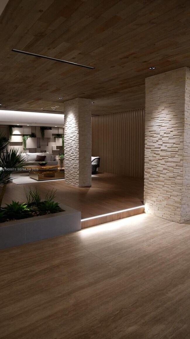 Building Photo - 2301 Collins Ave