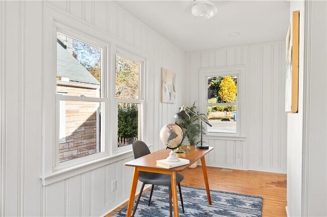 Building Photo - 845 Ormewood Terrace SE