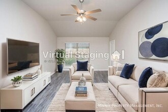 Building Photo - 2110 N Avenue L