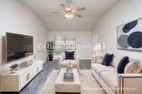 Building Photo - 2110 N Avenue L