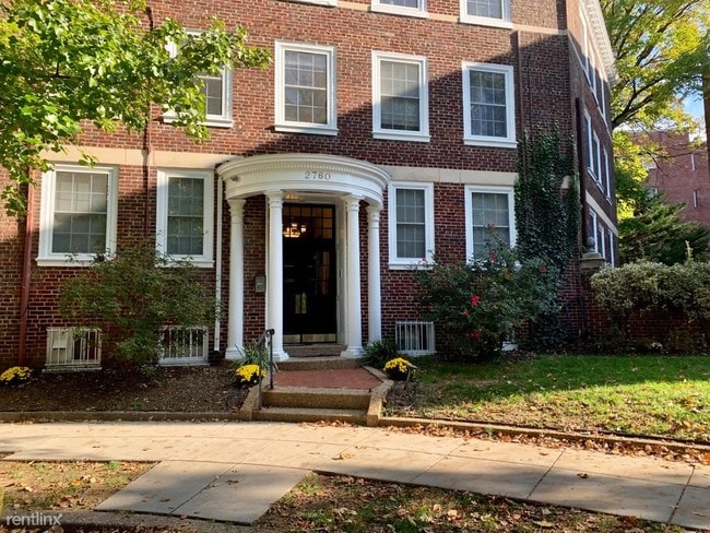 Building Photo - 2760 Devonshire Pl NW