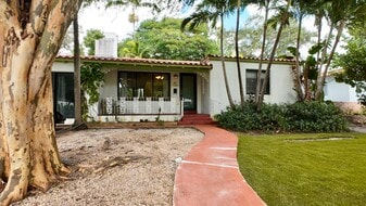 Building Photo - 183 NE 89th St