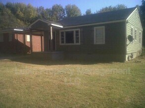 Building Photo - 2437 Smith Ridge Rd