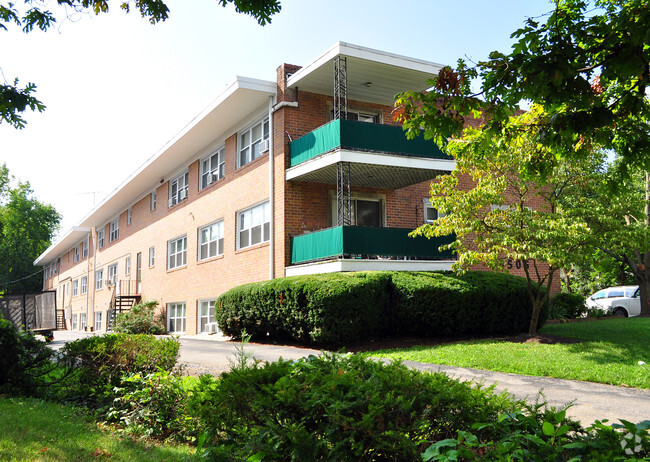 Building Photo - Clark's Lane Apartment