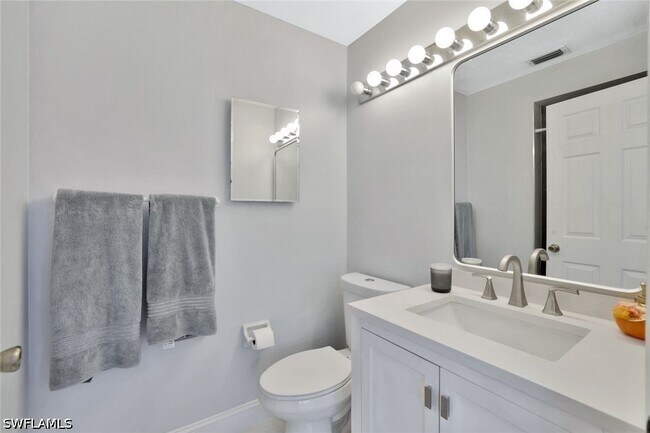 Building Photo - 1018 Woodshire Ln