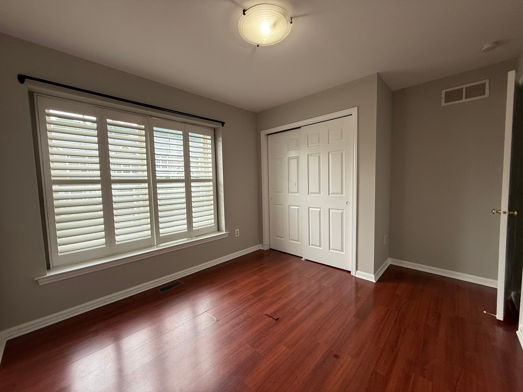 Bedroom 2 - 155 Weybridge Dr