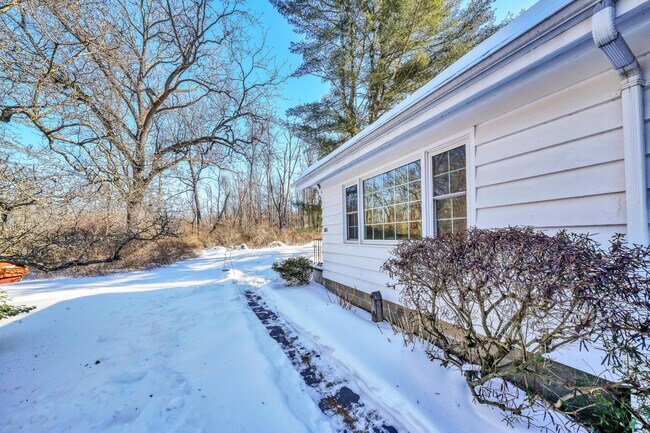 Building Photo - 59 Furnace Rd