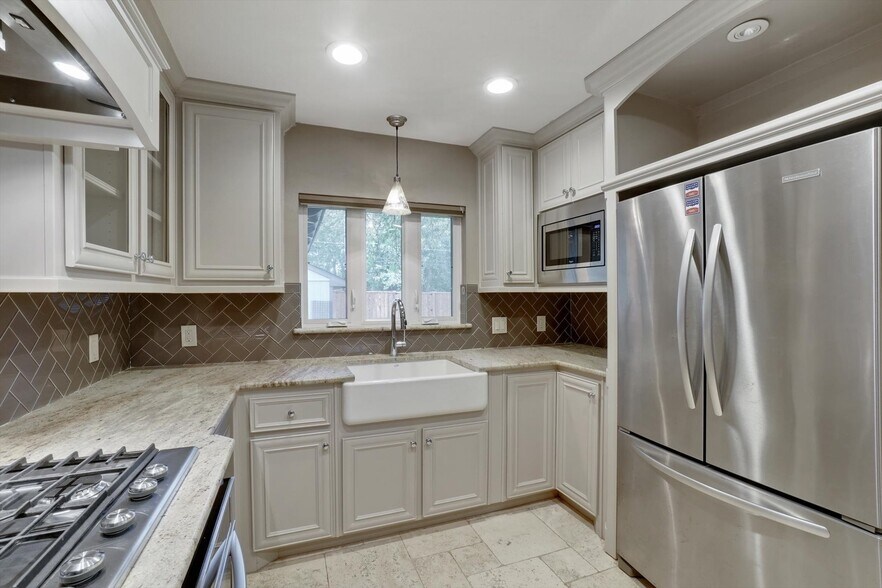 Building Photo - 6148 Marquita Ave
