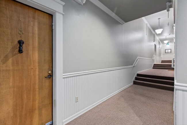 Building Photo - 1406 Harvard Ave