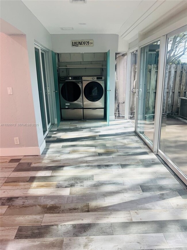 Building Photo - 1070 NW 53rd St