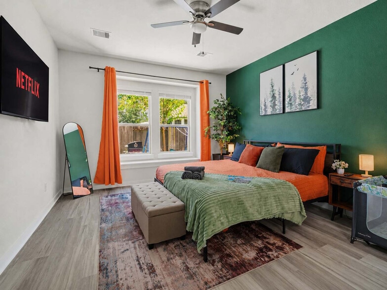 Building Photo - 5038 Azalea Trace Dr