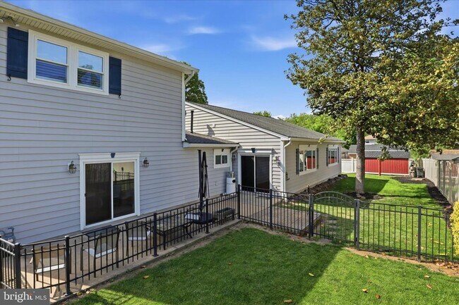 Building Photo - 5202 Garner St