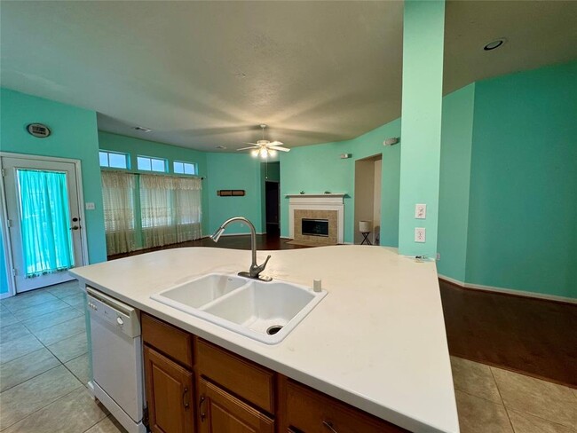 Building Photo - 3023 Kinwicke Ct