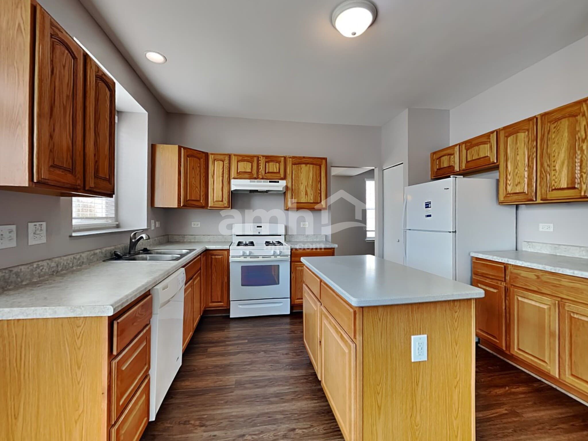 Building Photo - 9781 Chetwood Dr