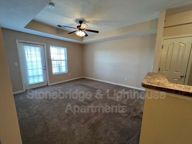 Building Photo - 1101 Stonebench Cir