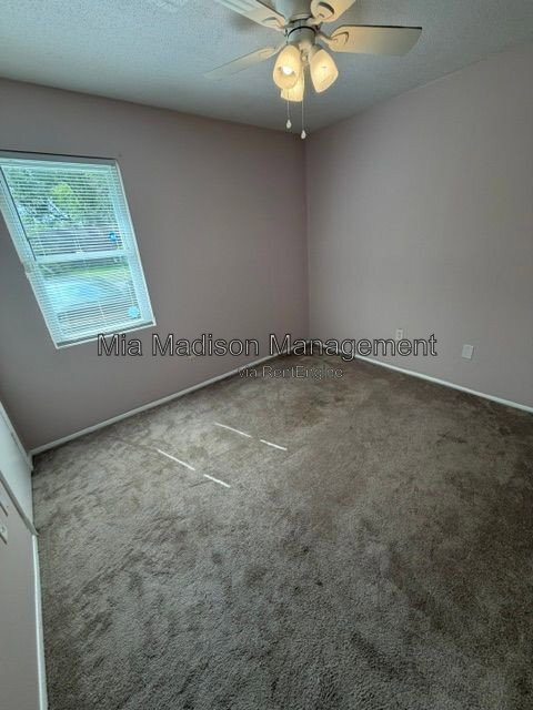 Building Photo - 9406 Dunwoody Dr