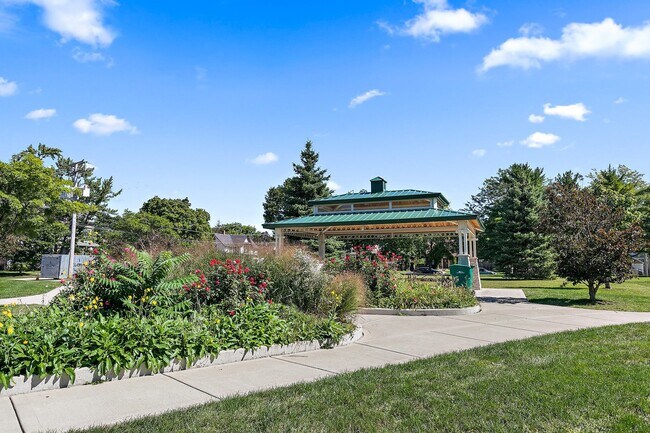 Building Photo - 515 Prospect St