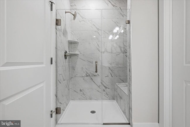 Building Photo - 115 Trellis View Ln