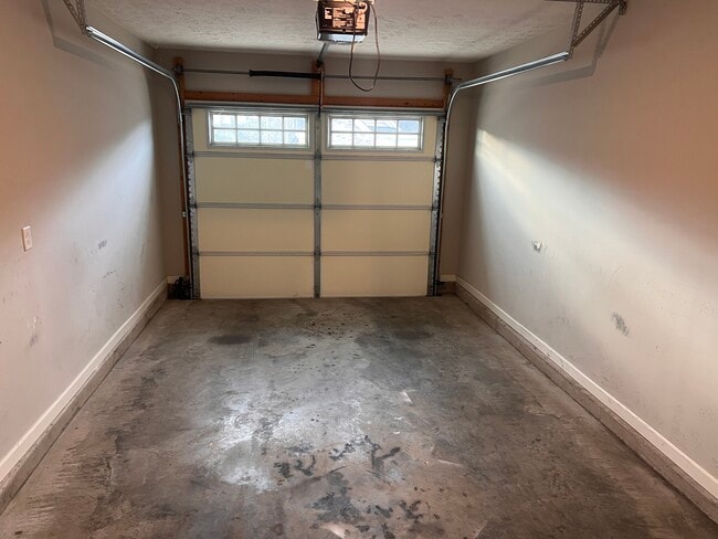 Building Photo - 3338 Stormello Ln
