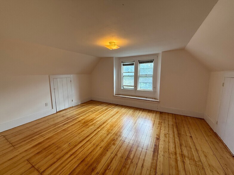 Building Photo - 57 Rindge Ave