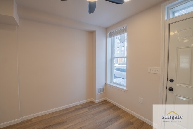 Building Photo - 1911 Eastern Ave