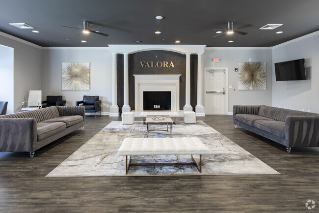 Interior Photo - Valora at Homewood