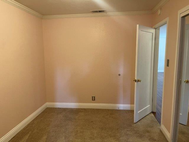 Building Photo - 2172 Ahneita Dr