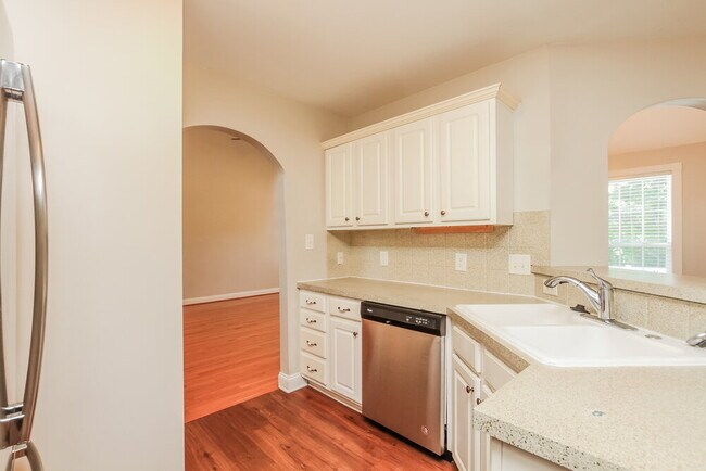 Building Photo - 2558 Paddle Pl NW
