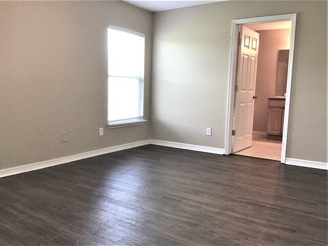 Building Photo - 1461 Whooping Dr