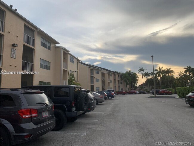 Building Photo - 15285 SW 107th Ln