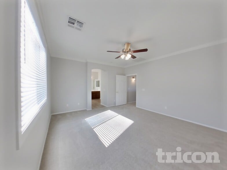 Building Photo - 3227 W White Canyon Rd