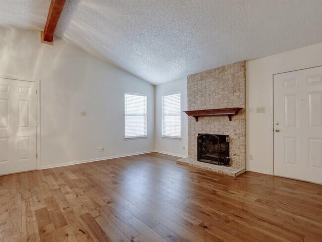 Building Photo - 4703 Rosedale Ave