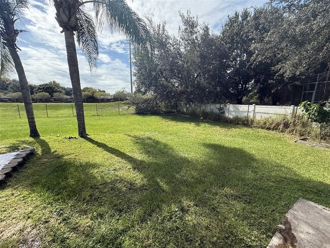Building Photo - 5690 Merlin Way
