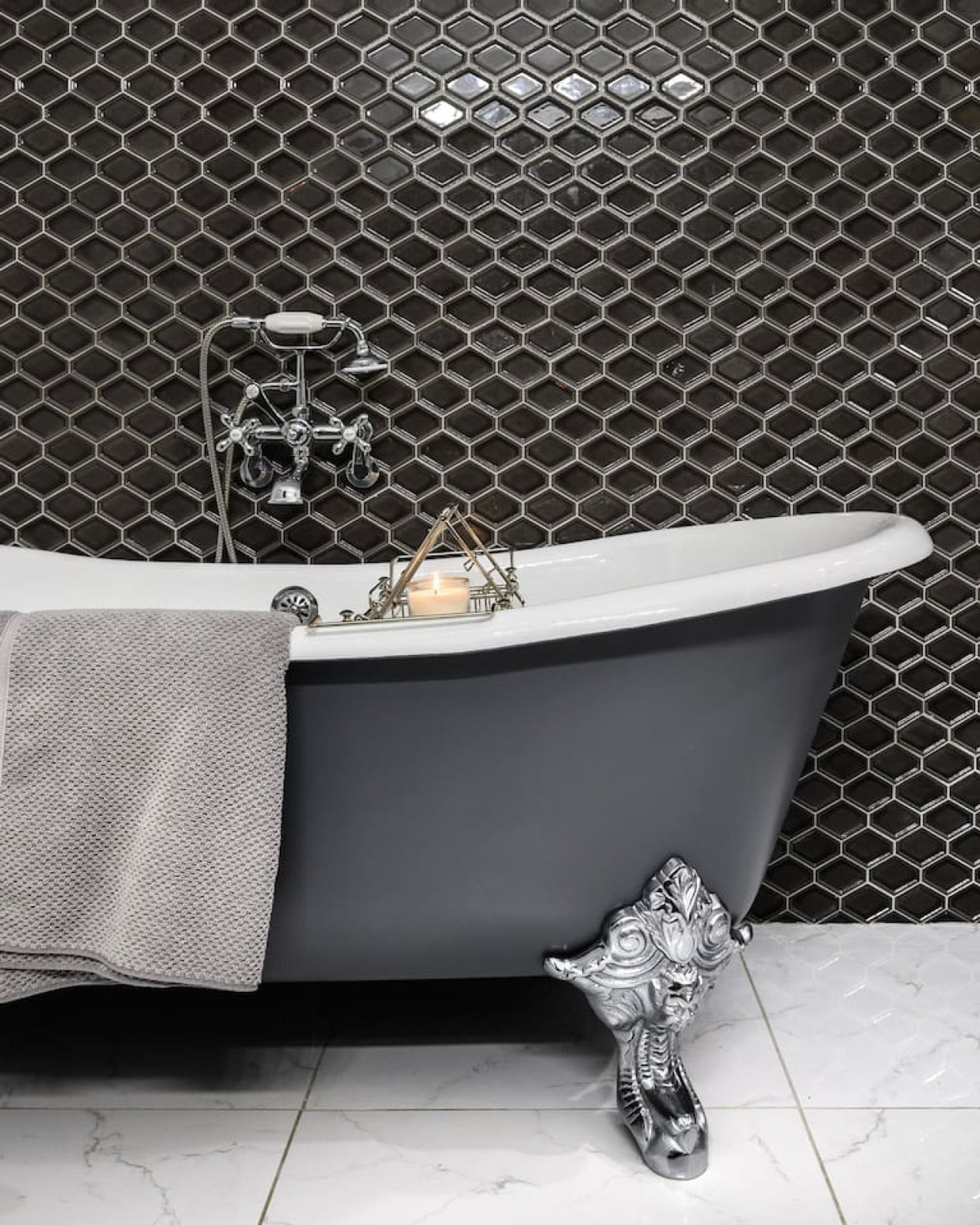 Building Photo - 1421 Elm St