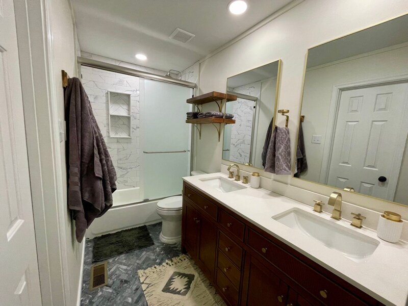 Building Photo - 1808 Nichols Rd