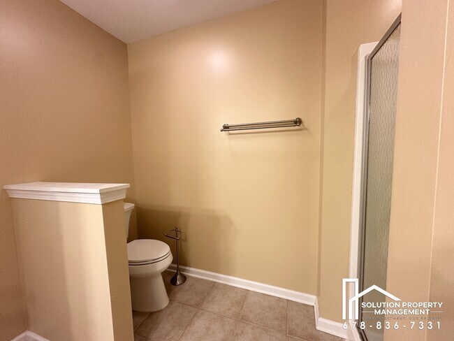 Building Photo - 34 N Oaks Cir