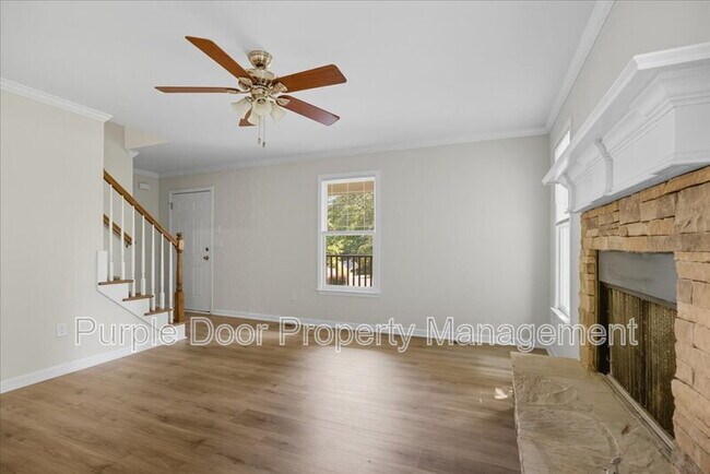 Building Photo - 4201 Autumn Lake Dr