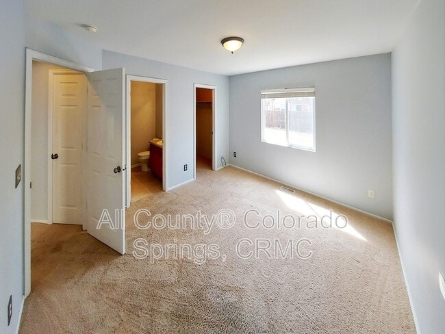 Building Photo - 4182 Pioneer Creek Dr