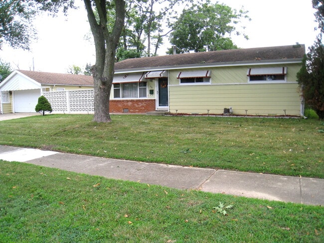 Primary Photo - 320 Winthrop Ave