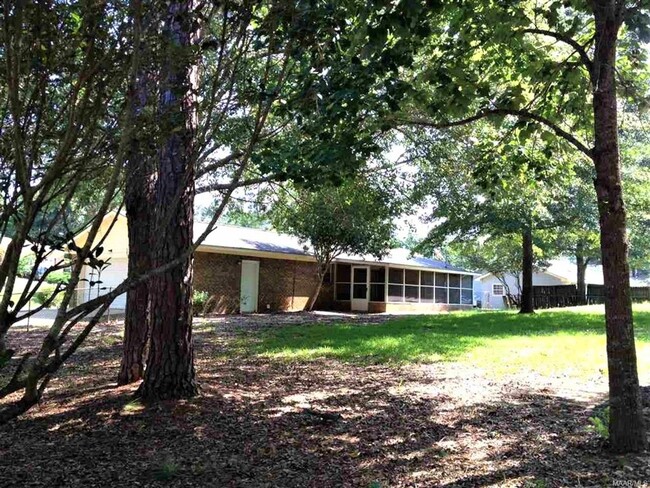 Building Photo - Deerfield Park!