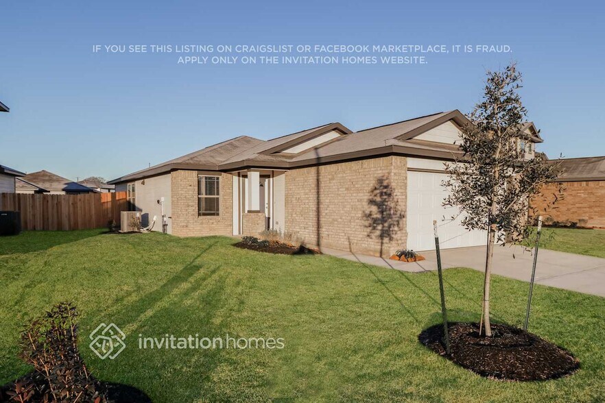 Building Photo - 11648 Descent Dr