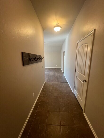 Building Photo - 18509 Agua Dr