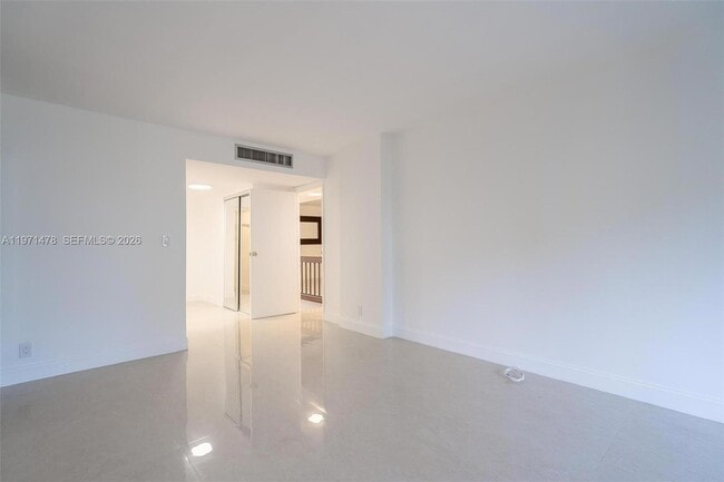 Building Photo - 20347 W Country Club Dr